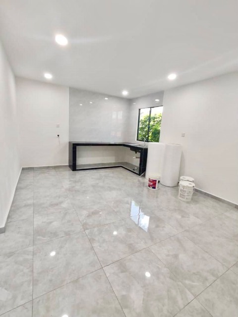 Taman Universiti - Single Storey Terrace / Corner Lot with Bigger Land / Renovated Unit - 缩略图 11