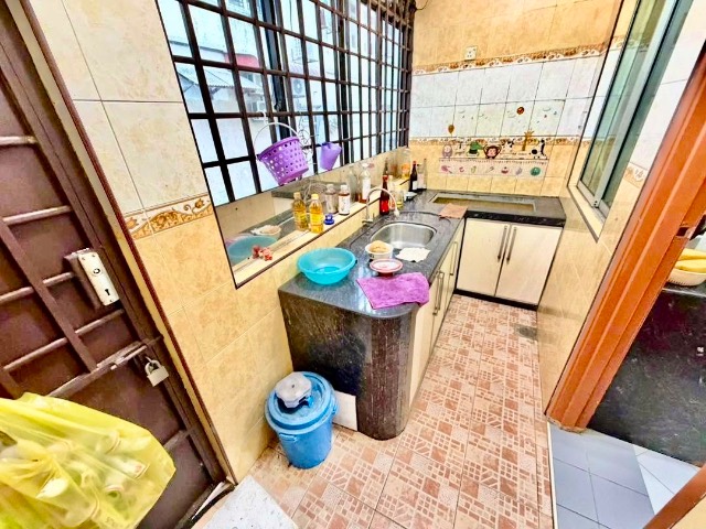 Seri Orkid - Double Storey Terrace / Renovated & Extended / Unblock View - Thumbnail 10