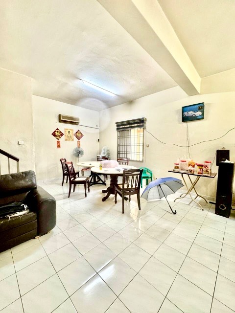 Bandar Seri Alam (Flora Heights) - Double Storey Terrace / Corner Lot with 28ft Land / Kitchen Extension - Thumbnail 8