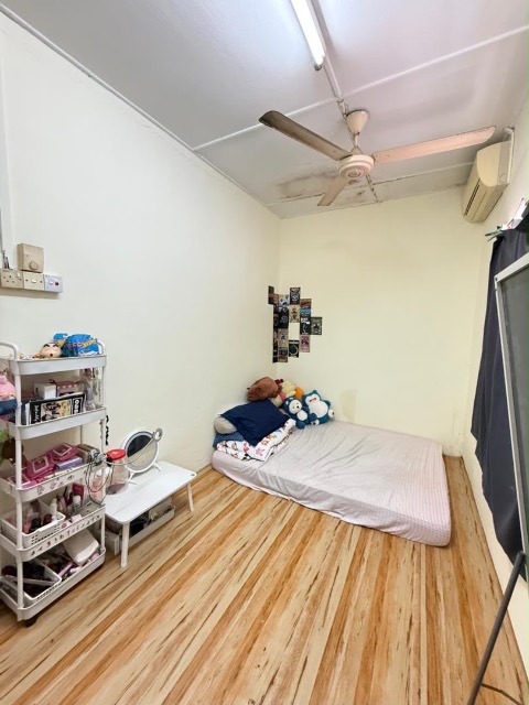 Taman Desa Harmoni (Molek) - Double Storey Low Cost / Slightly Renovated Unit - Thumbnail 3