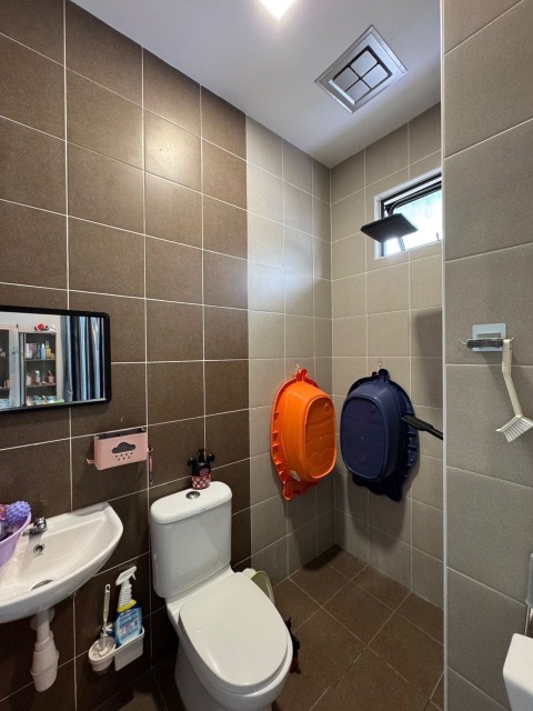 Austin Duta - Double Storey Terrace / Corner Lot with Bigger Land / Renovated in Good Condition - Thumbnail 10