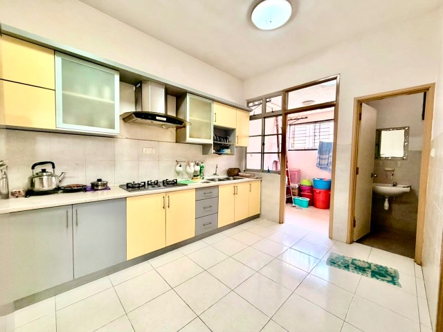 Bukit Indah - Double Storey Terrace / Basic Renovated in Good Condition / Gated & Guarded - Thumbnail 9