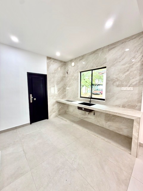 Taman Universiti - Single Storey Terrace / Corner Lot Super Big Land / Fully Renovated & Extended - Thumbnail 15