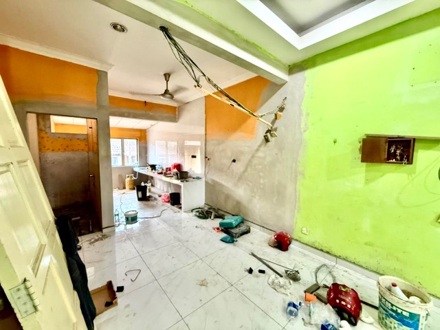 Taman Perling - Single Storey Terrace / Spacious Size with Renovation / Nearby Bukit Indah & Nusa Bestari - Thumbnail 4