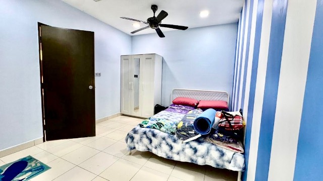 Nusa Idaman (Precinct 7) - Double Storey Terrace / Nicely Renovated & Well Maintained Unit - Thumbnail 5