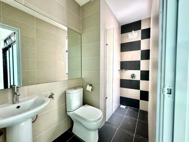 Mutiara Mas (Opal) - Three Storey Cluster / Private Lift in the Unit / Cheapest in the Market - Thumbnail 17