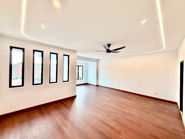 Taman Melawati - Double Storey Terrace / Fully Renovated & Extended / Nice Condition - Thumbnail 6