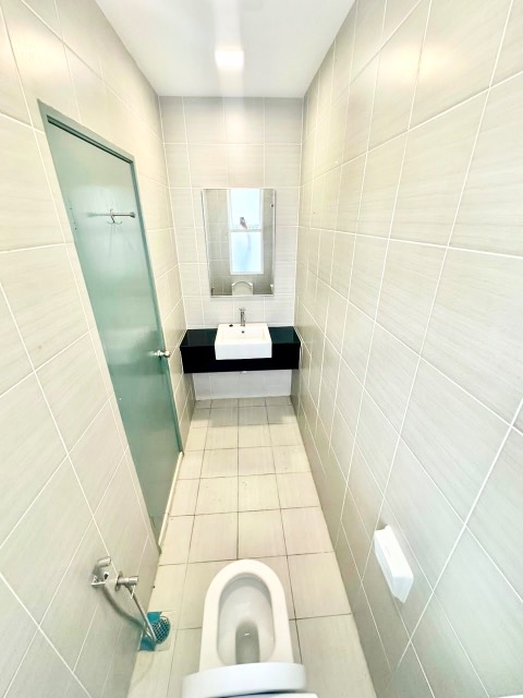 Horizon Hills - Three Storey Cluster / Renovated in Good Condition / Gated & Guarded - Thumbnail 17