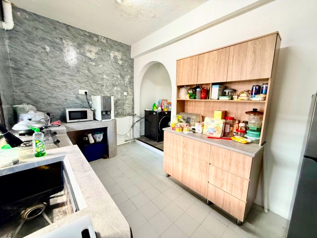 Skudai (Damai Jaya) - Double Storey Low Cost / Fully Renovated Unit / Good Condition - Thumbnail 7