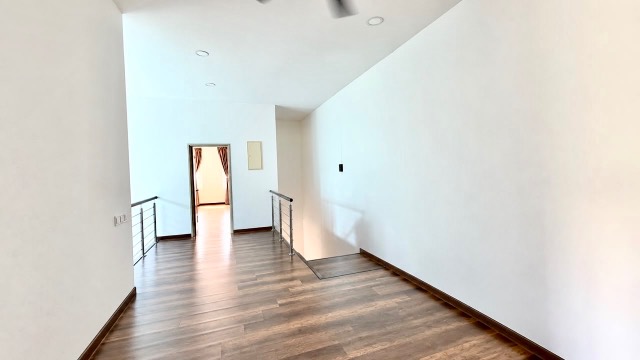 Taman Nusa Duta - Double Storey Semi Detached / Corner Lot with 30ft Side Land / Surrounded by TF Mart & Many Shoplots - Thumbnail 7