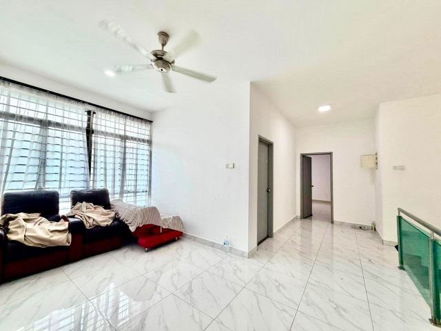 Nusa Bestari (Bestari Height) - Double Storey Cluster / Simple Renovation in Good Condition / Gated & Guarded - Thumbnail 9