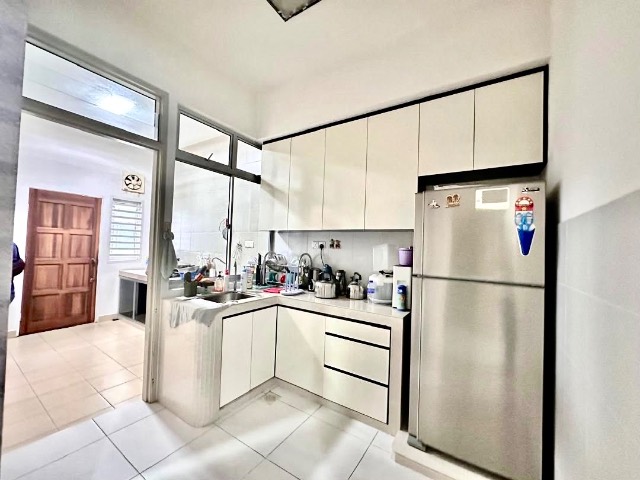 Horizon Hills (Golf East) - Double Storey Terrace / Large Renovated Unit / Nearby TUAS & AEON Mall - Thumbnail 10