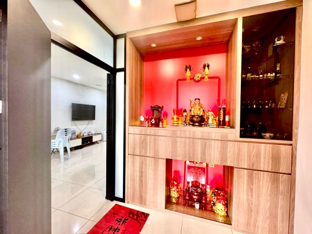 Nusa Bestari - Double Storey Terrace / Renovated & Extended / Walking Distance to 99 Speedmart - Thumbnail 2