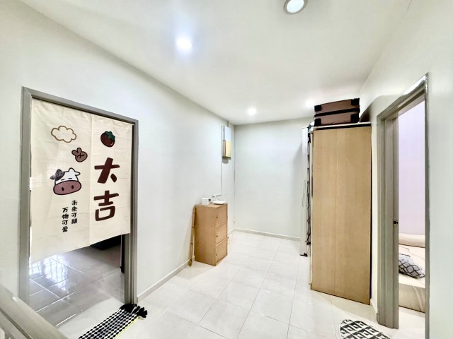 Nusa Bestari - Double Storey Terrace / Renovated & Extended / Walking Distance to 99 Speedmart - Thumbnail 8