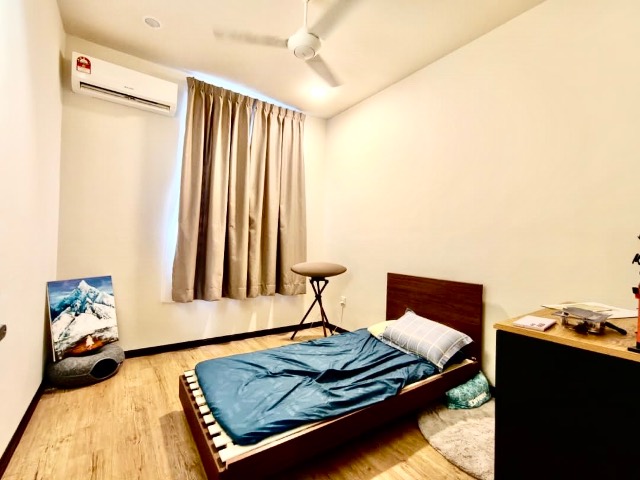Bukit Indah - Double Storey Terrace / End Lot with 10ft Side Land / Unblock View - Thumbnail 7