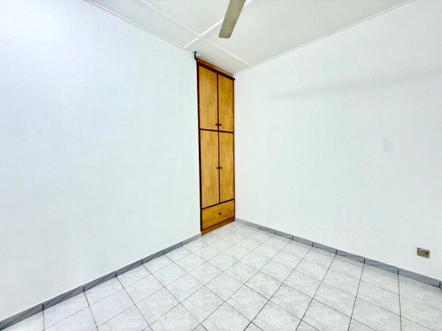 Johor Jaya - Single Storey Terrace / Basic Renovation + Extension / Walking Distance to Shoplot - Thumbnail 5
