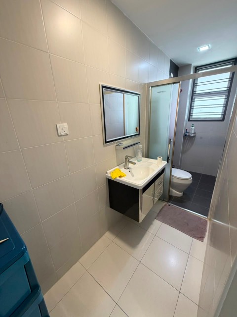 Mount Austin (LA Garden) - Double Storey Terrace / Basic Renovation in Good Condition / Walking distance to Austin Crest Shoplots - Thumbnail 15