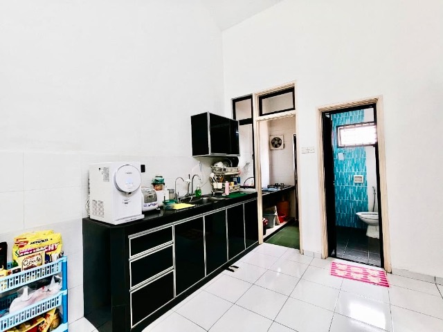 Bukit Indah - 1.5 Storey Terrace / Unblock View / Top Condition - Thumbnail 14