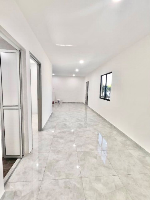 Taman Universiti - Single Storey Terrace / Corner Lot with Bigger Land / Renovated Unit - 缩略图 5
