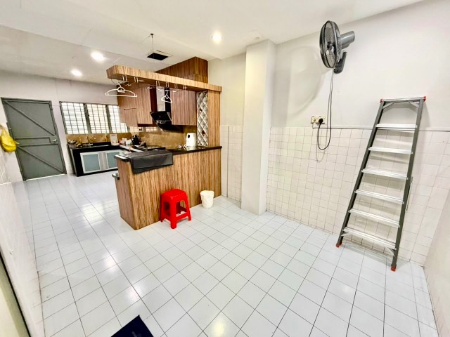 Johor Jaya - Double Storey Terrace / Good Condition / Unblock View - 缩略图 7