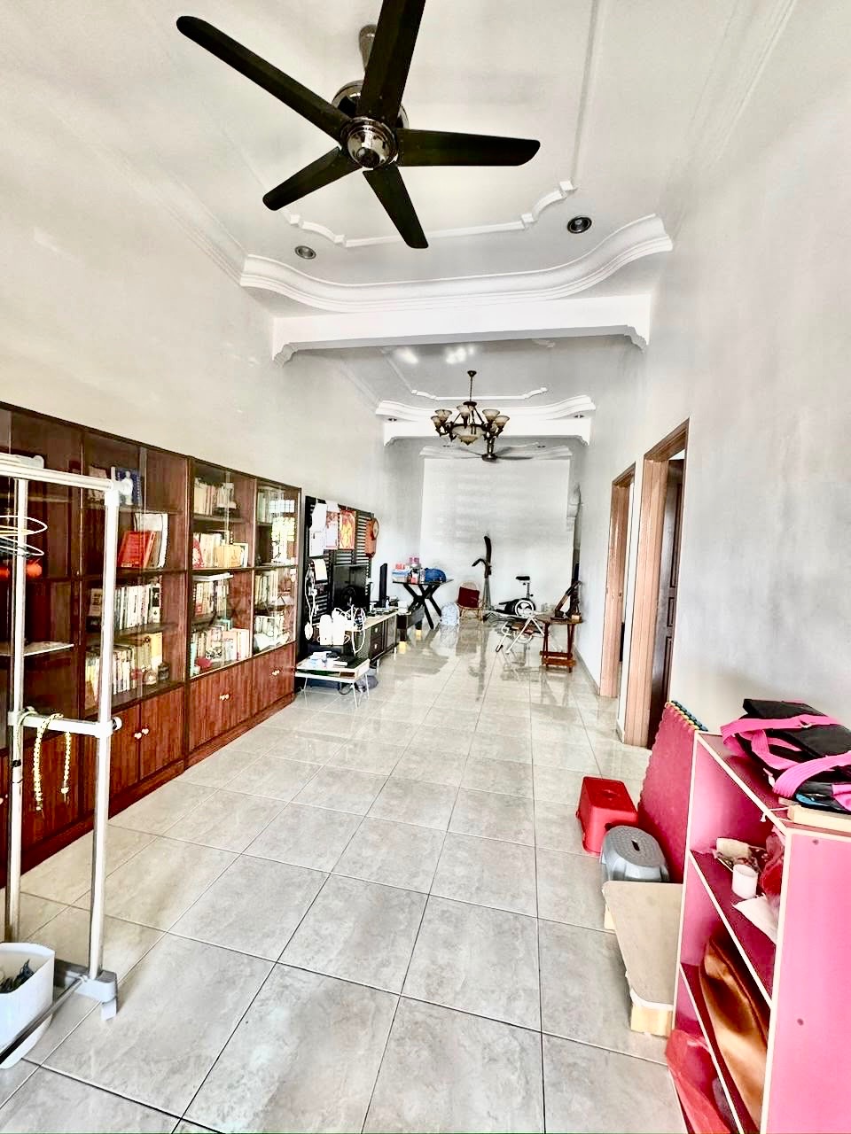 Nusa Bestari - Single Storey Terrace / Simple Renovation / Nearby Bestmart - Photo 1