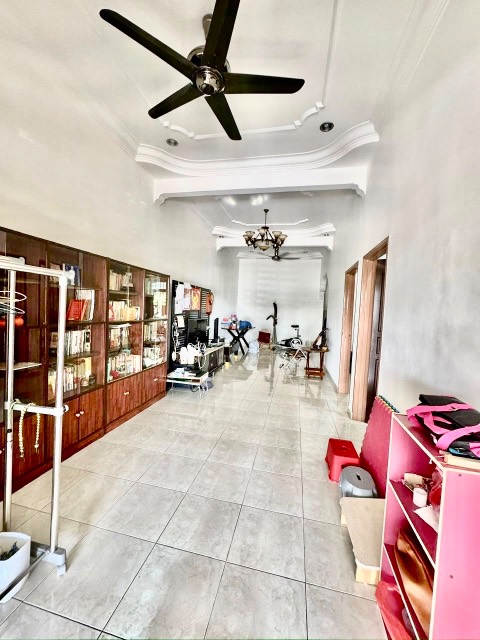 Nusa Bestari - Single Storey Terrace / Simple Renovation / Nearby Bestmart