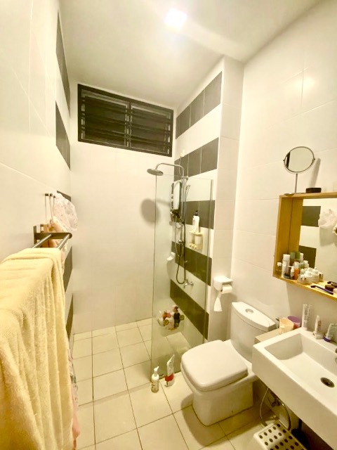 Dato Chellam - Double Storey Terrace / Renovated with ID Design / Unblock View - Thumbnail 12
