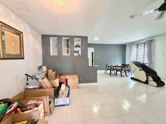 Sri Pulai Perdana (Pulai Terraces) - Double Storey Terrace / Full Loan Unit / Big Size Home with Garden View - Thumbnail 2
