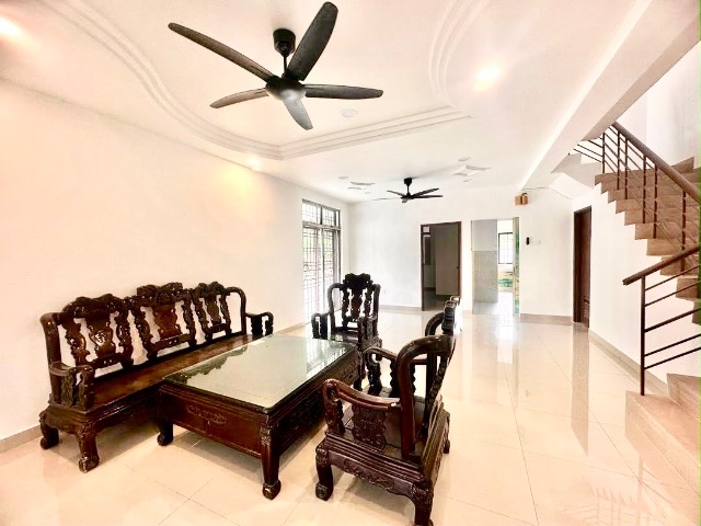 Nusa Bestari Jaya - Double Storey Terrace Corner Lot / Renovated & Extended / Unblock View - Thumbnail 3