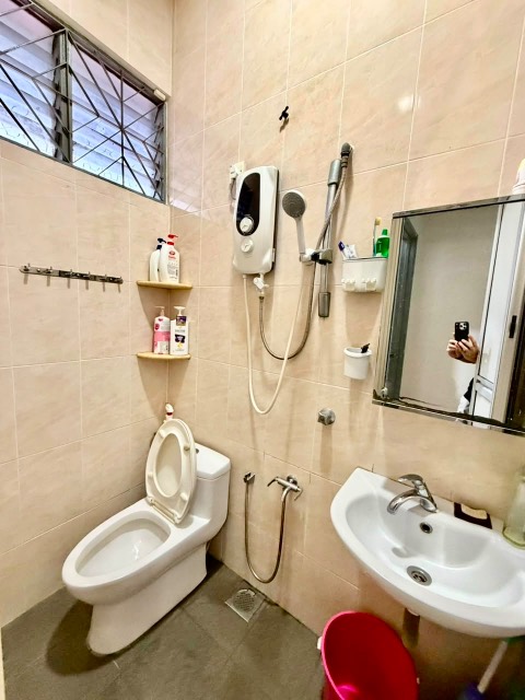 Johor Jaya - Double Storey Terrace / Good Condition / Unblock View - 缩略图 11