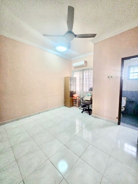 Desa Tebrau - Double Storey Terrace / Renovated Unit / 10mins to AEON Tebrau - Thumbnail 5