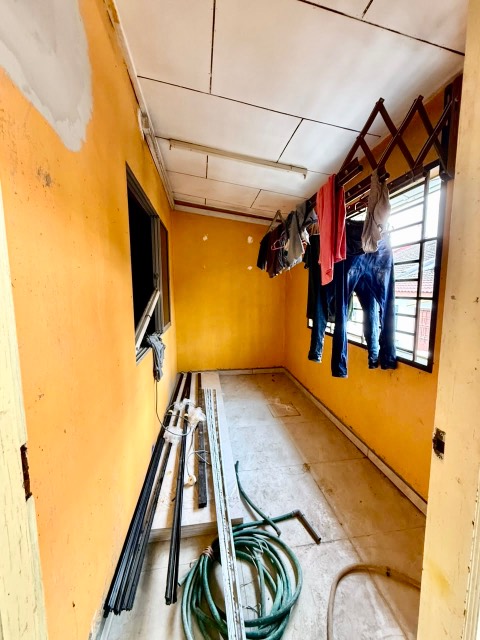 Taman Perling - Single Storey Terrace / Spacious Size with Renovation / Nearby Bukit Indah & Nusa Bestari - Thumbnail 3