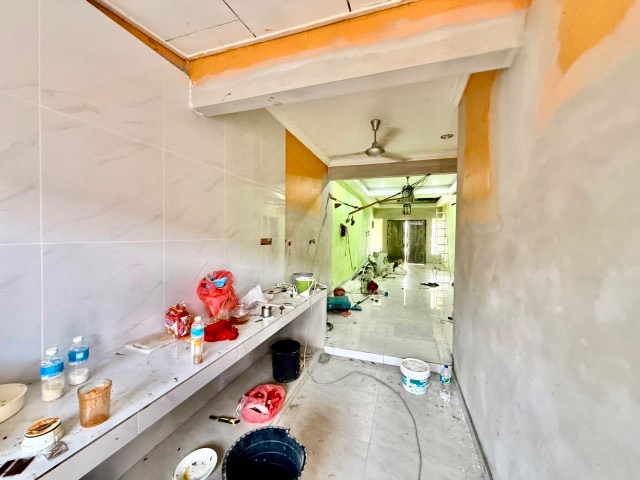 Taman Perling - Single Storey Terrace / Spacious Size with Renovation / Nearby Bukit Indah & Nusa Bestari - Thumbnail 5