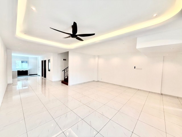 Taman Melawati - Double Storey Terrace / Fully Renovated & Extended / Nice Condition - Thumbnail 4