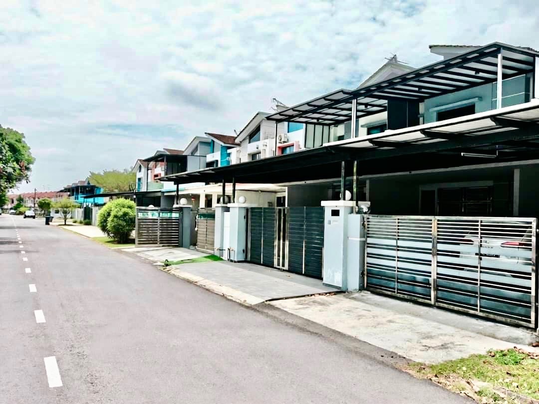 Bukit Indah - 1.5 Storey Terrace / Unblock View / Top Condition - Photo 1