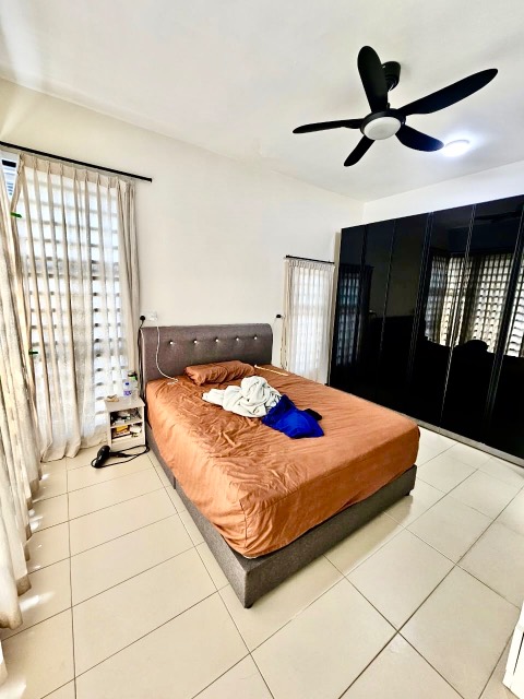 Mutiara Rini (Opal) - Three Storey Cluster House / Renovated & Furnished / Gated & Guarded - Thumbnail 4