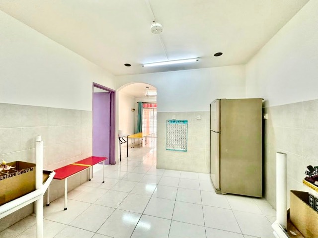 Bukit Indah - Double Storey Terrace / Basic Renovation / 10mins to AEON Mall - Gambar kecil 11