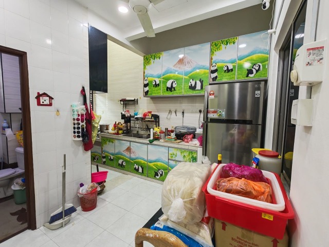 Mount Austin - Single Storey Terrace / Renovated & Well Maintained/ Nearby Shops & Restaurants - Thumbnail 5