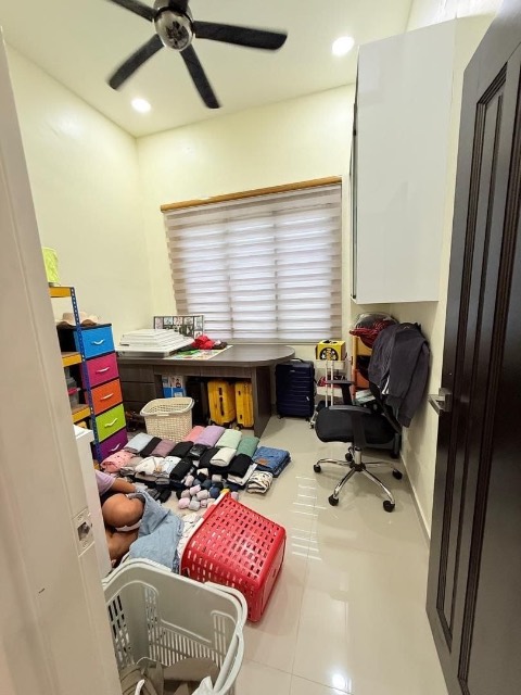 Permas Jaya - Double Storey Terrace / Rare Corner Lot with Bigger Land / Fully Renovated & Extended  - Thumbnail 13
