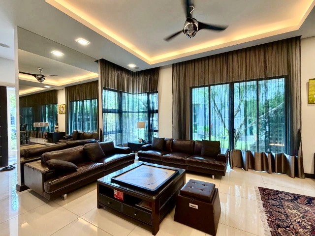 Iskandar Puteri (East Ledang) - Double Storey Semi Detached / Renovated & Well Maintained / Gated & Guarded - Thumbnail 3