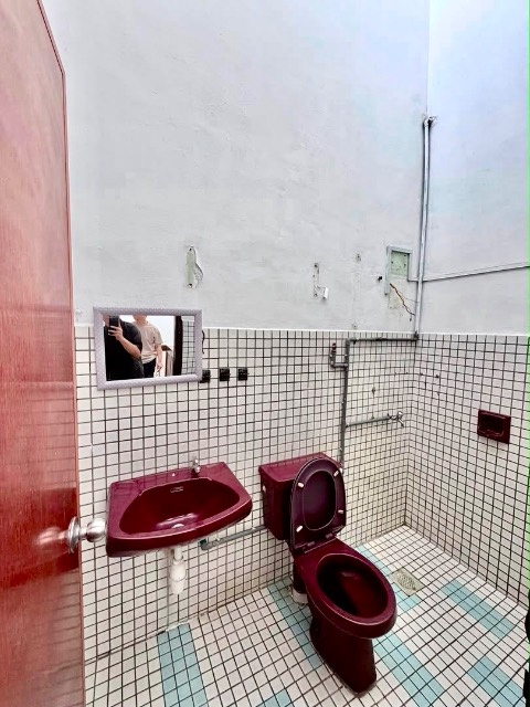 Skudai (Sri Putri) - Double Storey Terrace/ Fully Extended Unit / Good Condition - Thumbnail 13