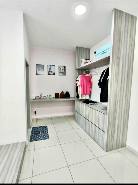 Austin Crest (Ruby) - Double Storey Terrace / Basic Renovation with Furnishings / 3mins to Crest Shoplots - Thumbnail 4