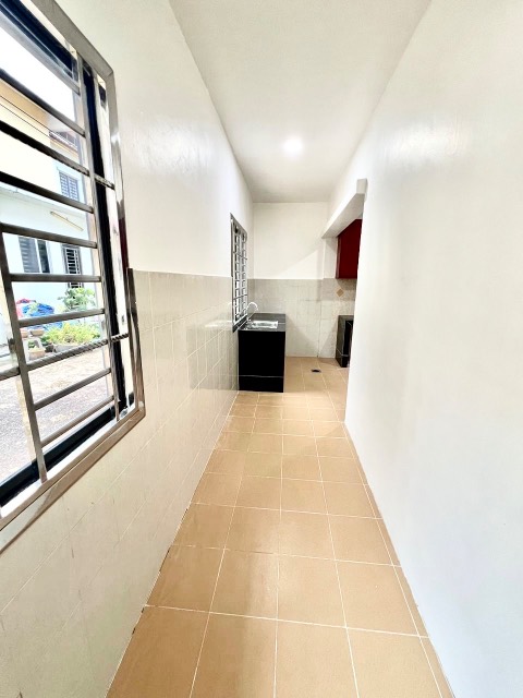 Mutiara Rini - Double Storey Terrace / Renovated & Refurbished / Good Condition - Thumbnail 11