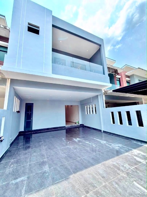 Horizon Hills - Double Storey Terrace / Fully Extended Spacious Layout / Gated & Guarded - Thumbnail 15
