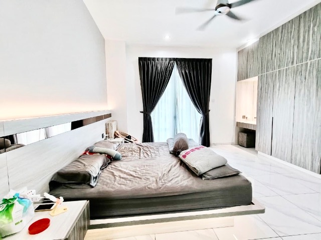 Bukit Indah - 1.5 Storey Terrace / Unblock View / Top Condition - Thumbnail 5