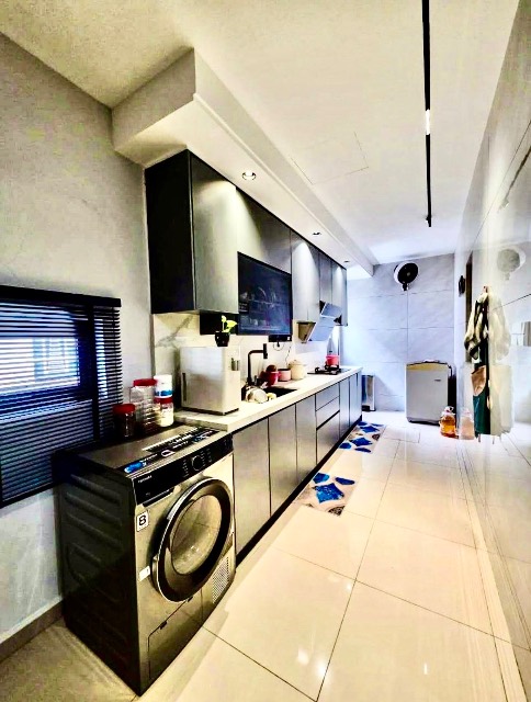 Kulai (Desa Baiduri) - Double Storey Terrace / Extended Living Hall & Kitchen / Unblock View - Thumbnail 9