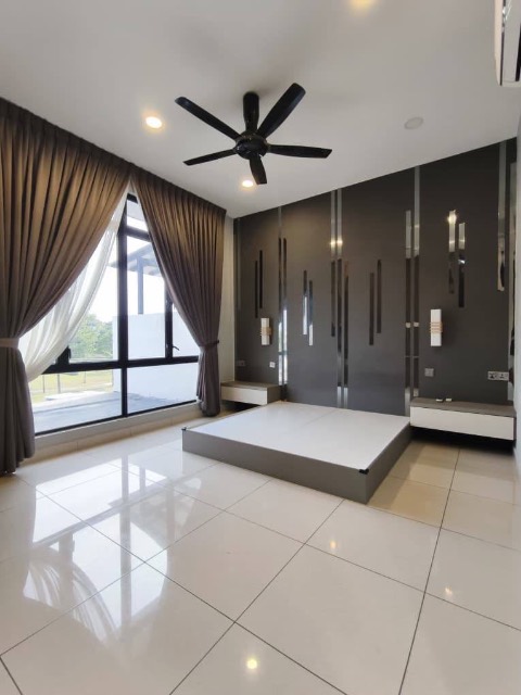 Austin Duta - Double Storey Superlink Terrace / Fully Renovated Unit / Unblock View - Thumbnail 5