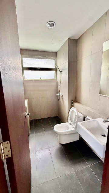 Taman Nusa Duta - Double Storey Semi Detached / Corner Lot with 30ft Side Land / Surrounded by TF Mart & Many Shoplots - Thumbnail 13