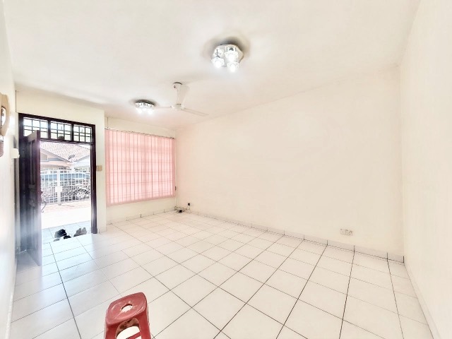 Bukit Impian - Single Storey Terrace / Hot Deal Super Low Price / Basic Renovation with Kitchen Extension - Thumbnail 2