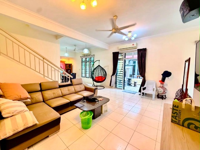 Nusa Idaman - Double Storey End Lot / Renovated & Extended / Well Maintained  - Thumbnail 3